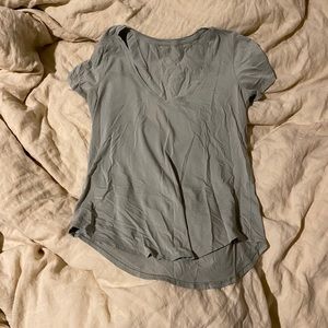 Lululemon Love Tee V